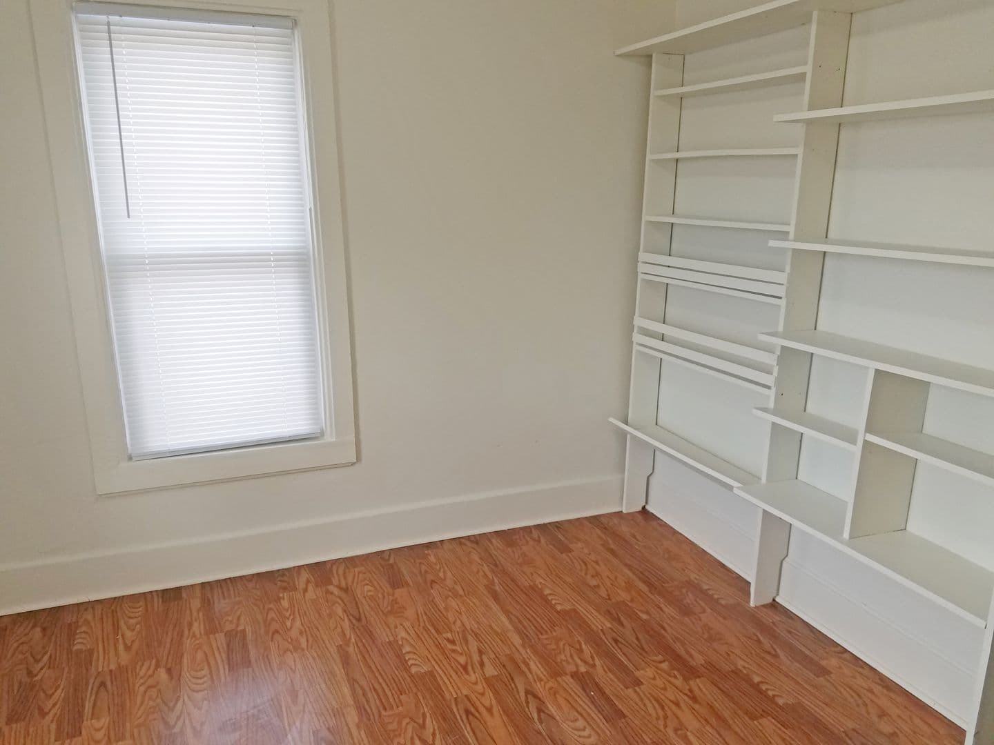 La Crosse Apartment: 1102 Liberty Street