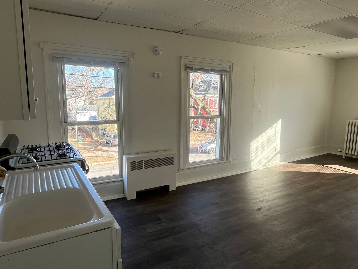La Crosse Apartment: 926 Main St.