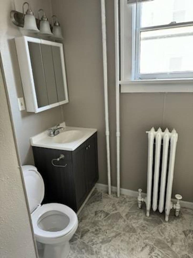 La Crosse Apartment: 816 King Street