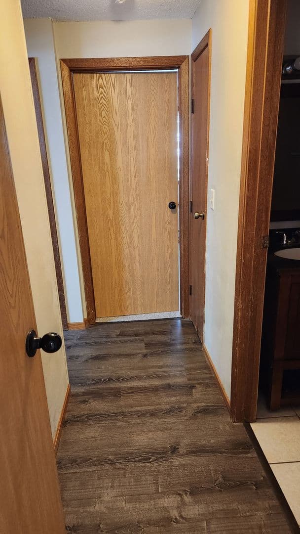 La Crosse Apartment: 1418 10th Street South