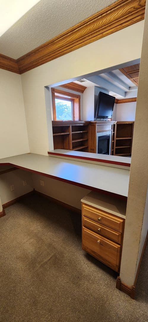 La Crosse Apartment: 1323 Gillette Street