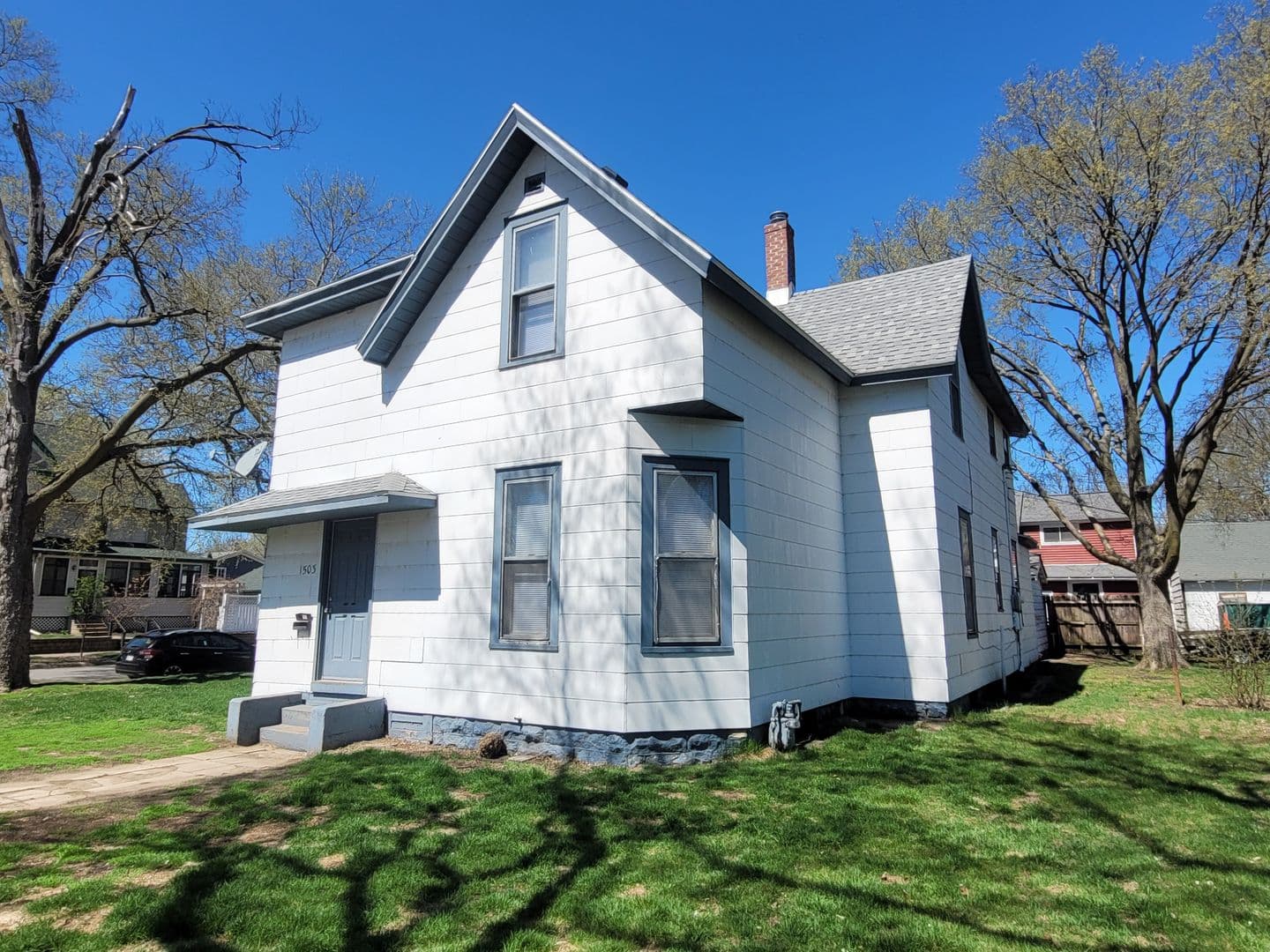 La Crosse Apartment: 1503 Mississippi Street