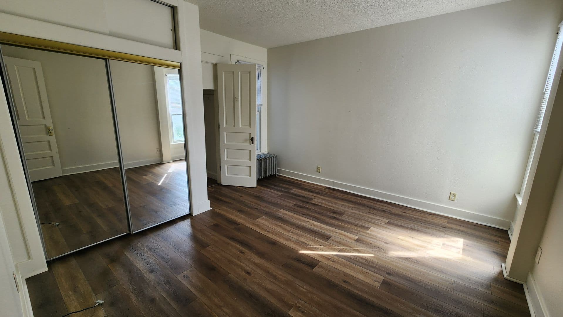 La Crosse Apartment: 1224 Ferry Street