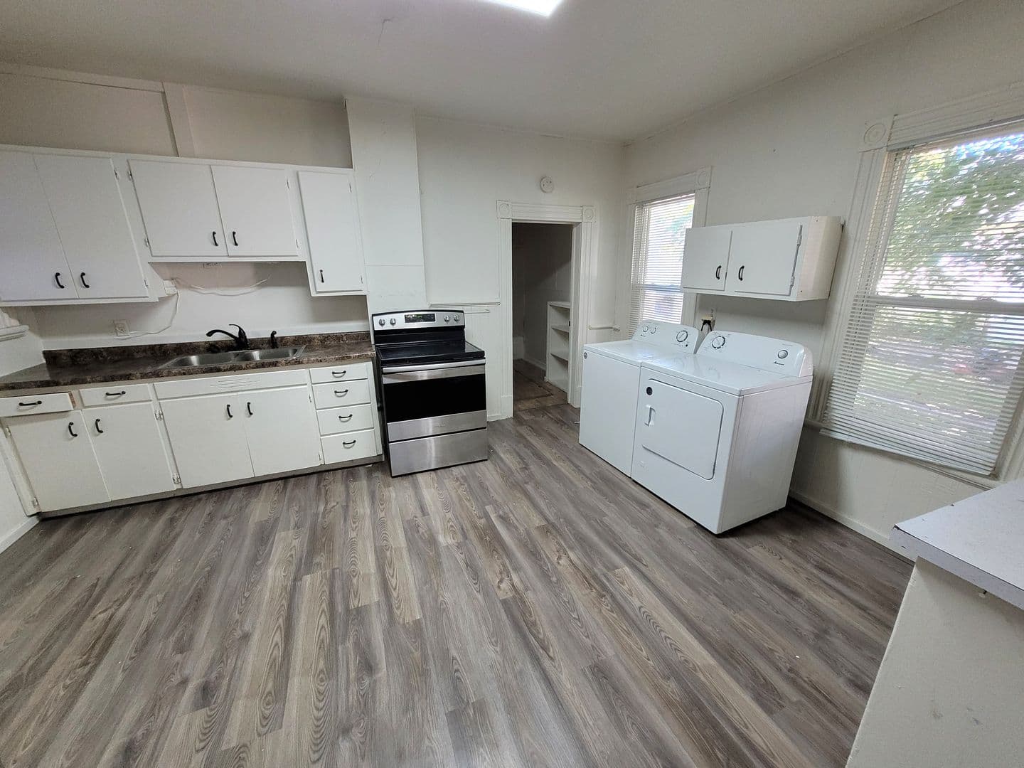 La Crosse Apartment: 612 9th Street South