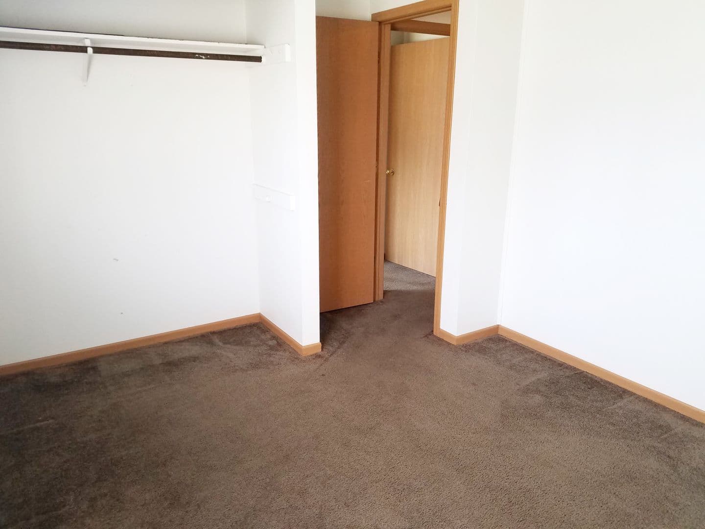 LA CROSSE Apartment: 310 N. 10TH ST.