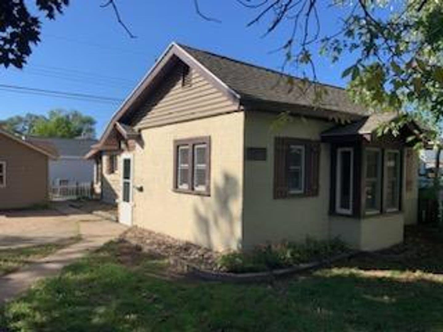 La Crosse House: 2233 Kane Street