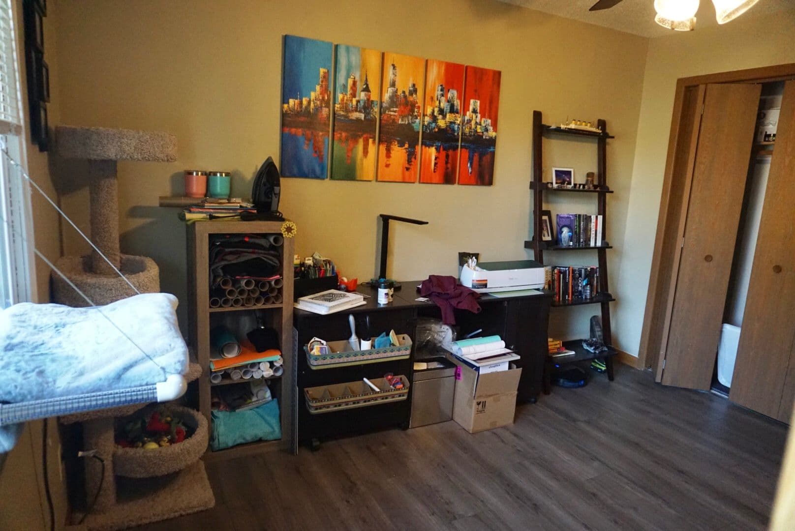 La Crosse Apartment: 1923 Fanell Drive