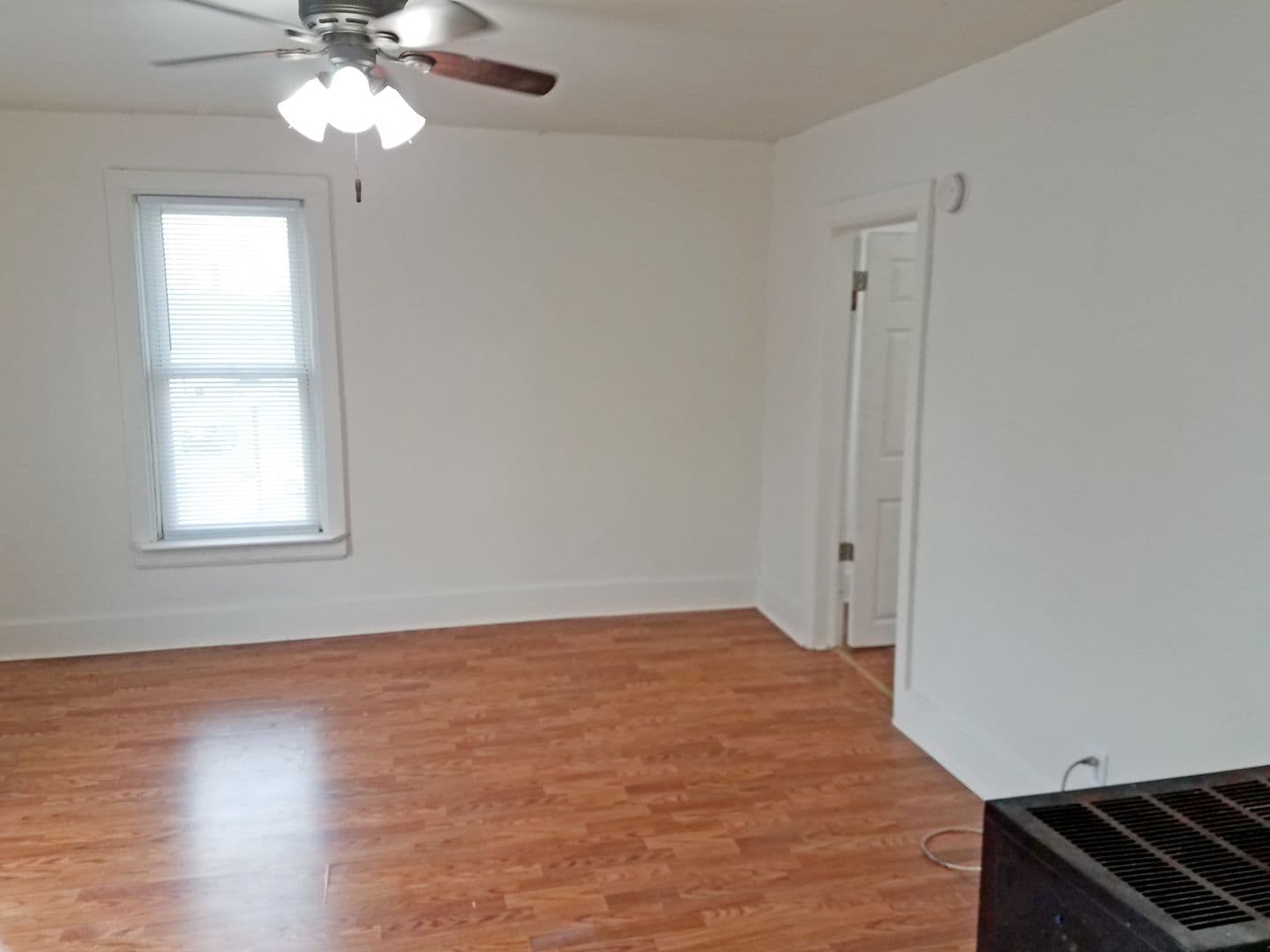 La Crosse Apartment: 1102 Liberty Street