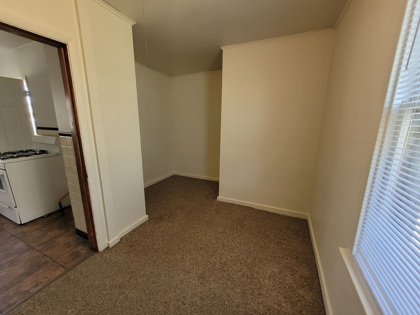 La Crosse Apartment: 1503 Mississippi Street