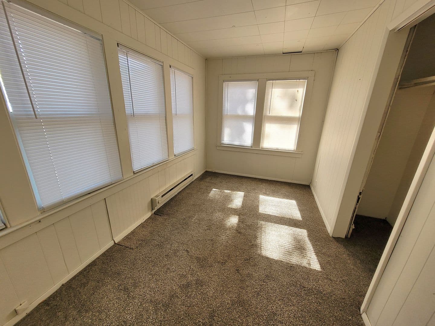 La Crosse Apartment: 612 9th Street South