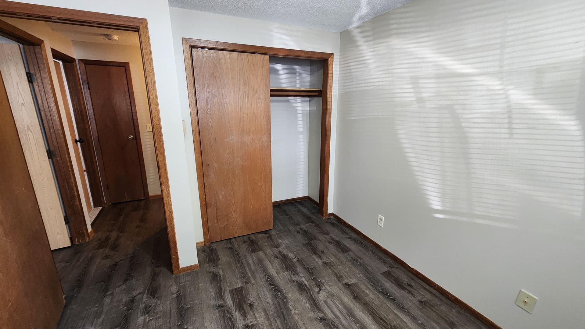 La Crosse Apartment: 1418 10th Street South