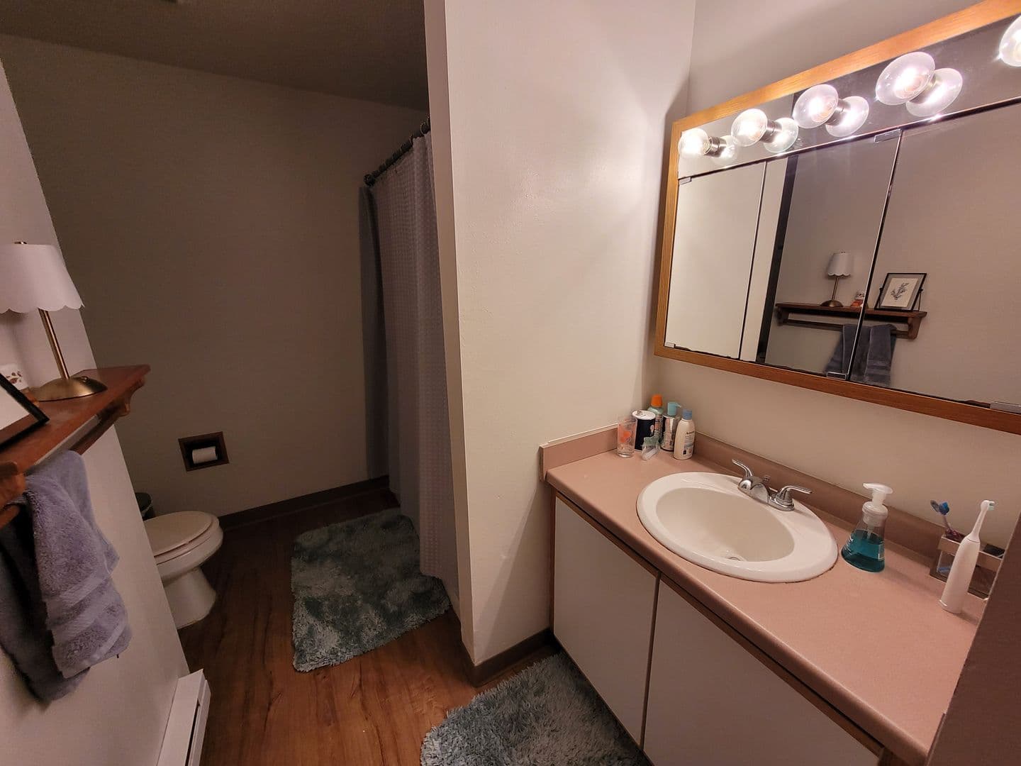 La Crosse Apartment: 1422 Vine Street