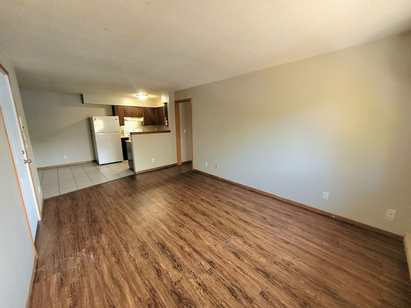 La Crosse Apartment: 1418 10th Street South