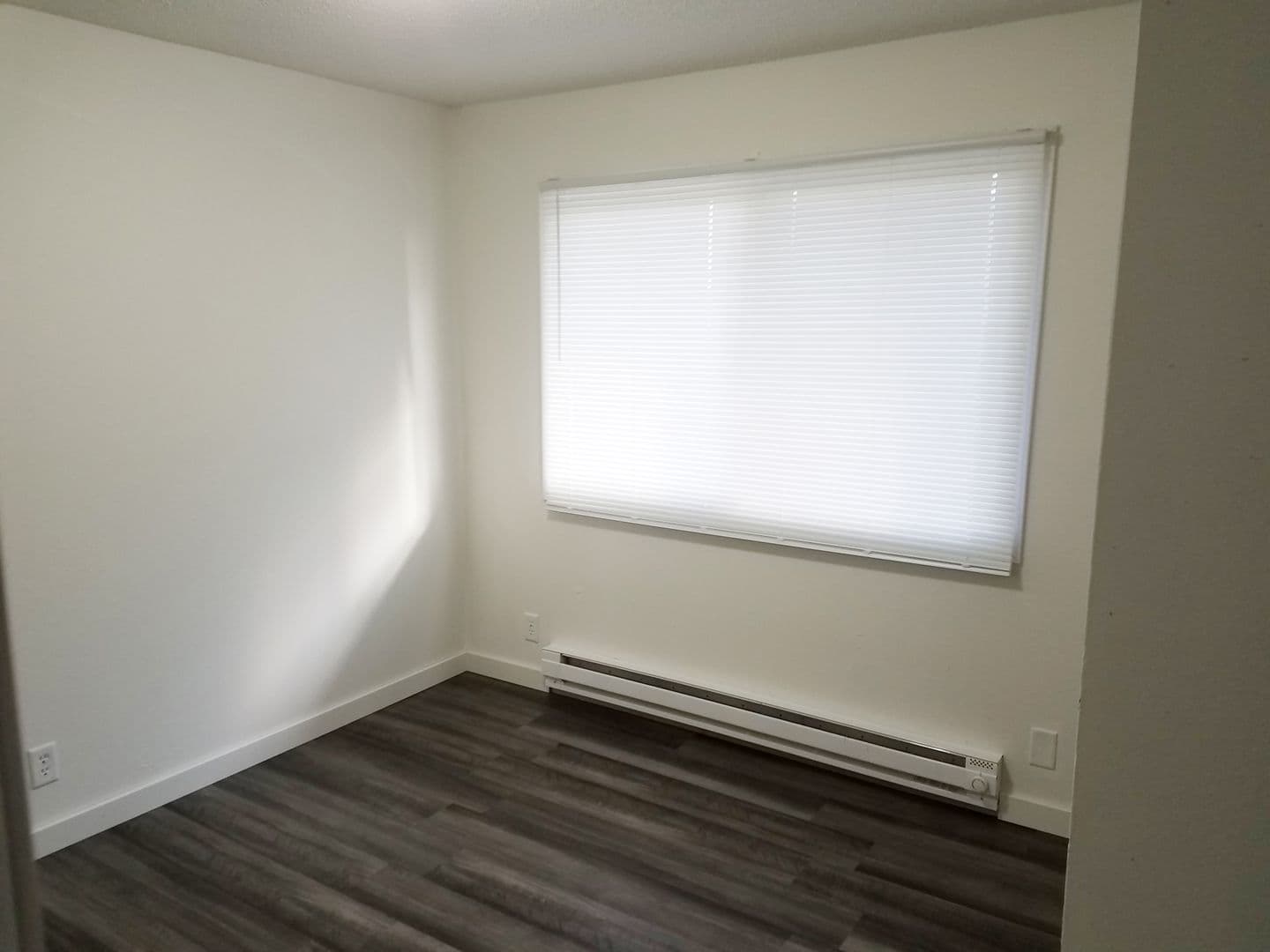 La Crosse Apartment: 1438 Rose Street