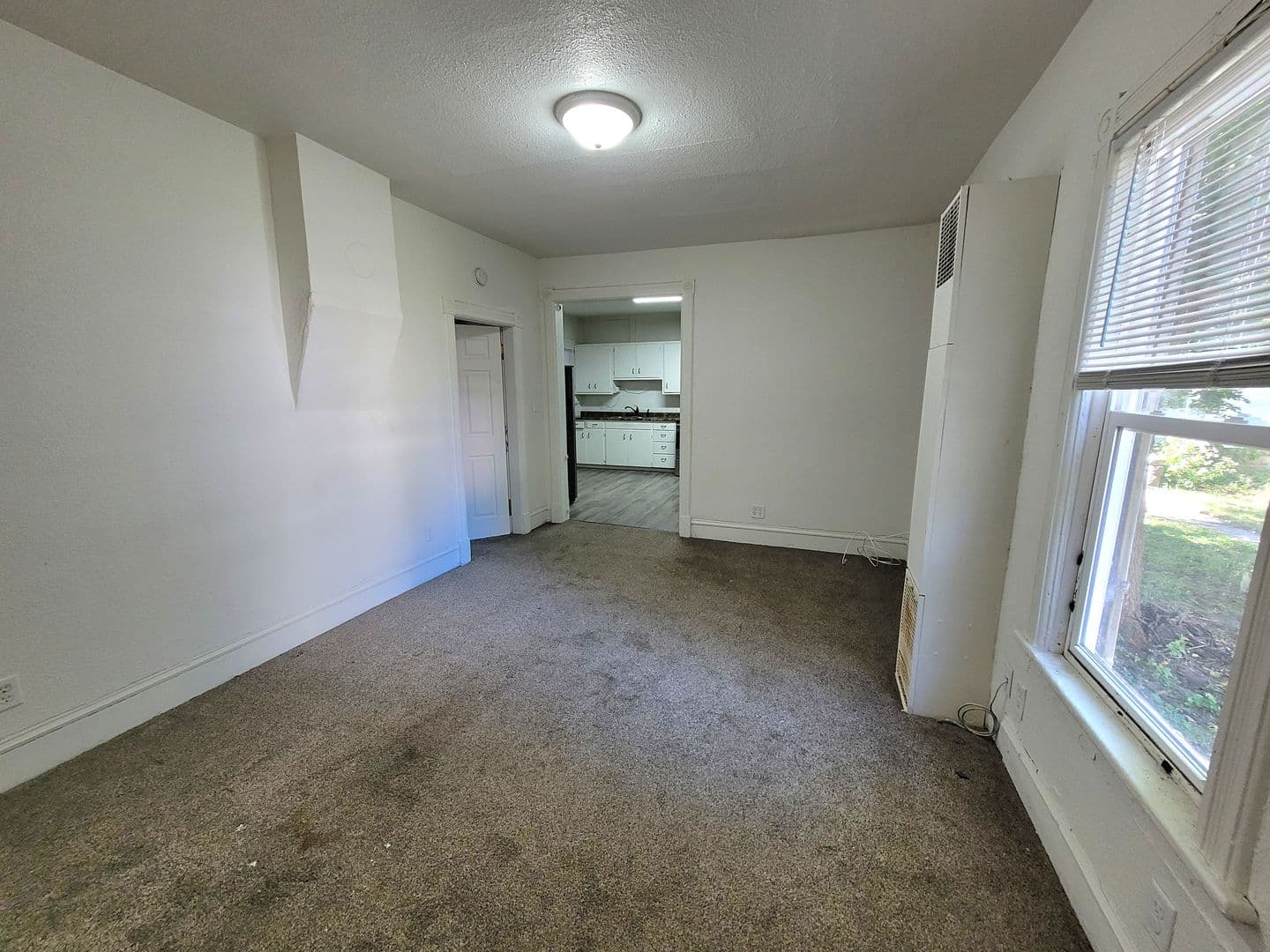 La Crosse Apartment: 612 9th Street South