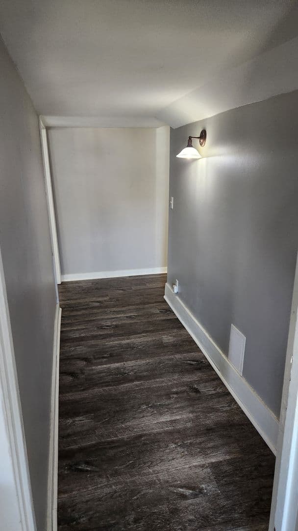La Crosse Apartment: 1206 Logan Street