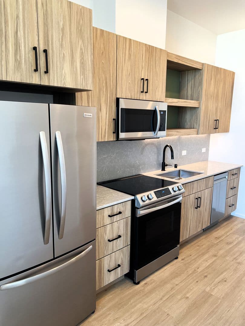San Diego Apartment: 3067 5th Ave.