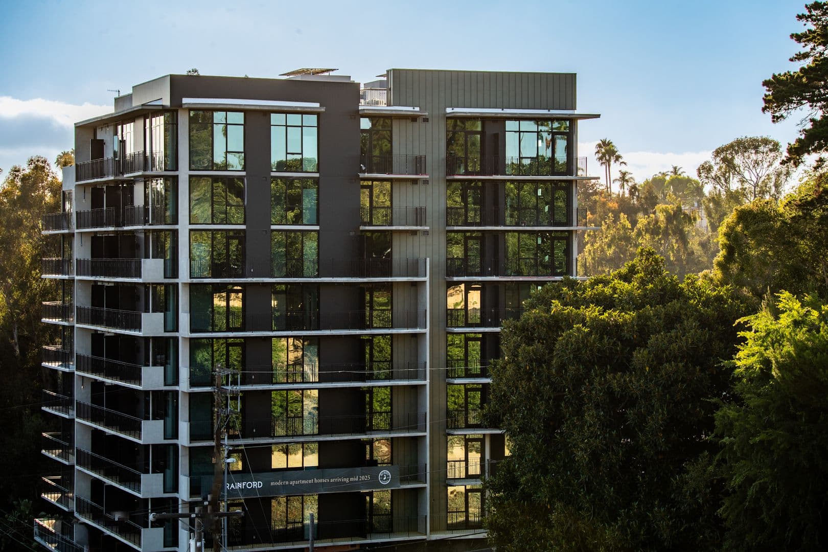 San Diego Apartment: 3660 Reynard Way