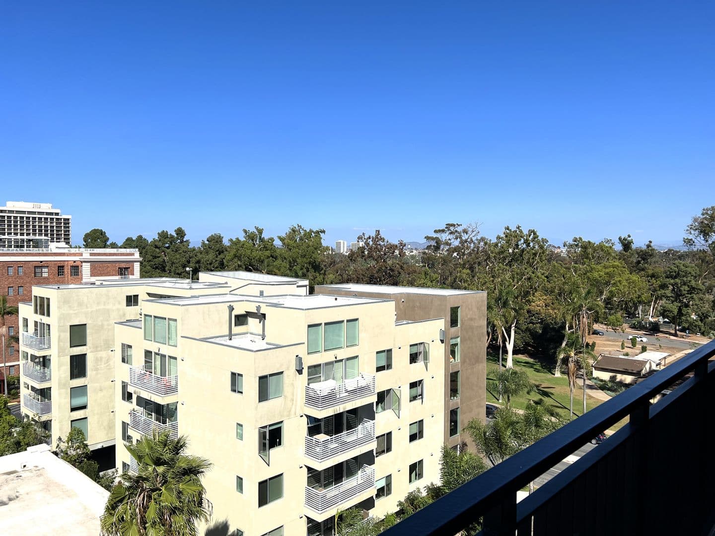 San Diego Apartment: 3067 5th Ave.