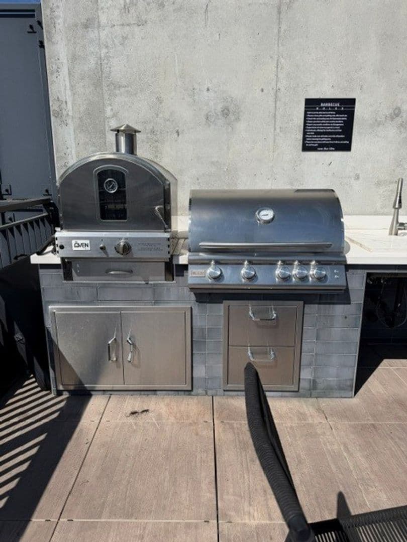 San Diego Apartment: 3067 5th Ave.