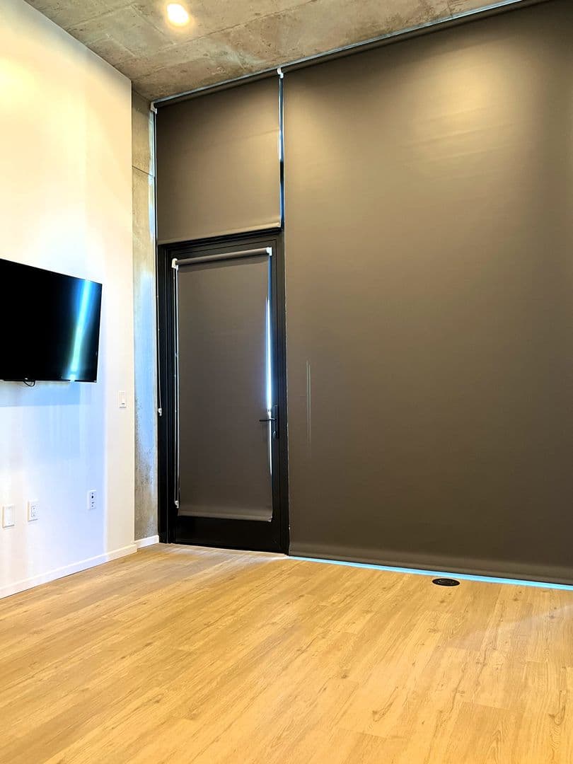 San Diego Apartment: 3067 5th Ave.