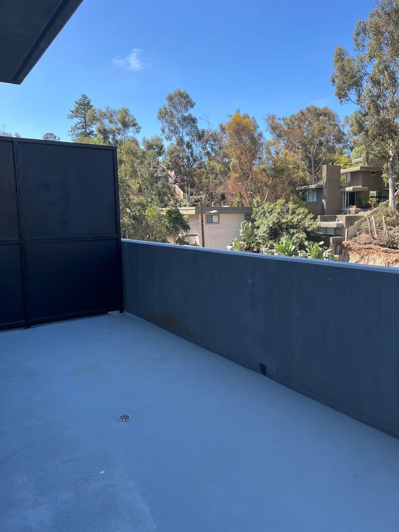 San Diego Apartment: 3660 Reynard Way