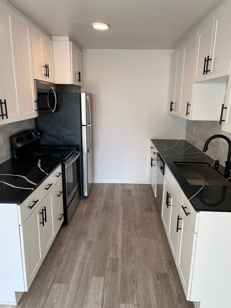 San Diego Apartment: 3929 Kansas Street