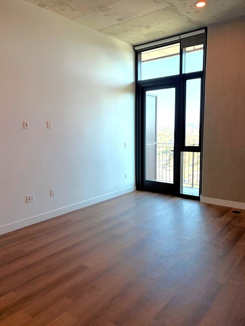 San Diego Apartment: 3660 Reynard Way