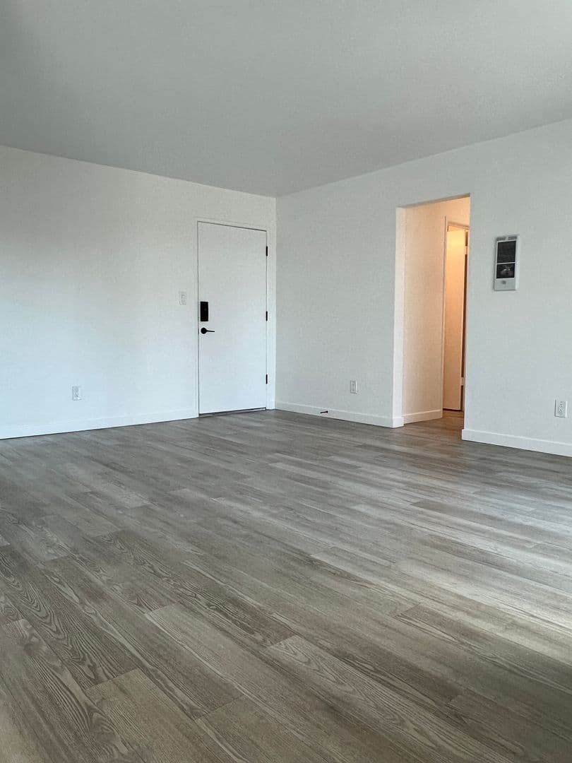 San Diego Apartment: 3929 Kansas Street