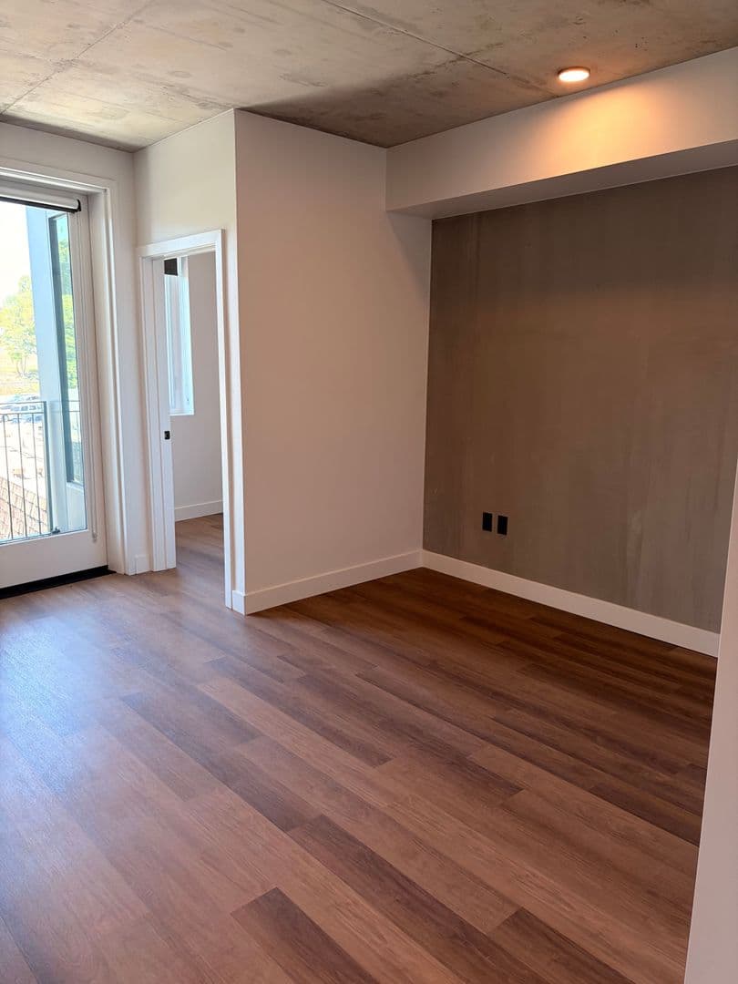 San Diego Apartment: 3660 Reynard Way