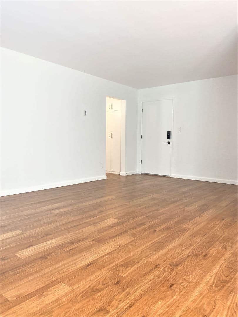 San Diego Apartment: 3929 Kansas Street