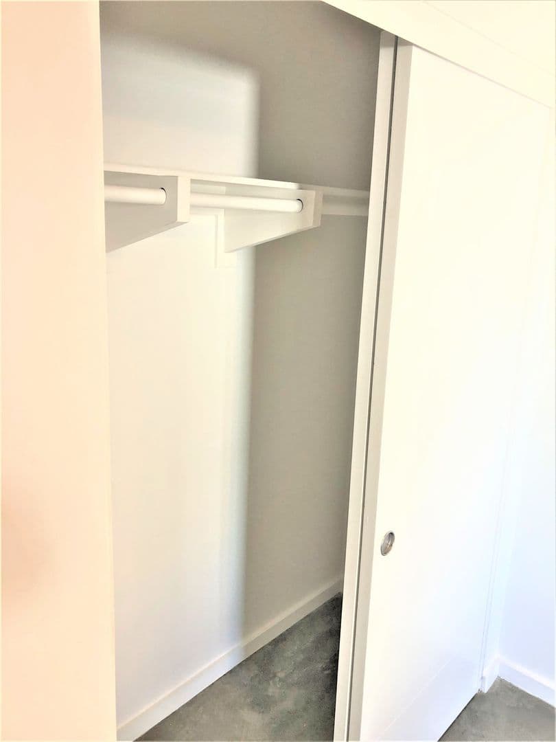 San Diego Apartment: 3805 Ingraham St