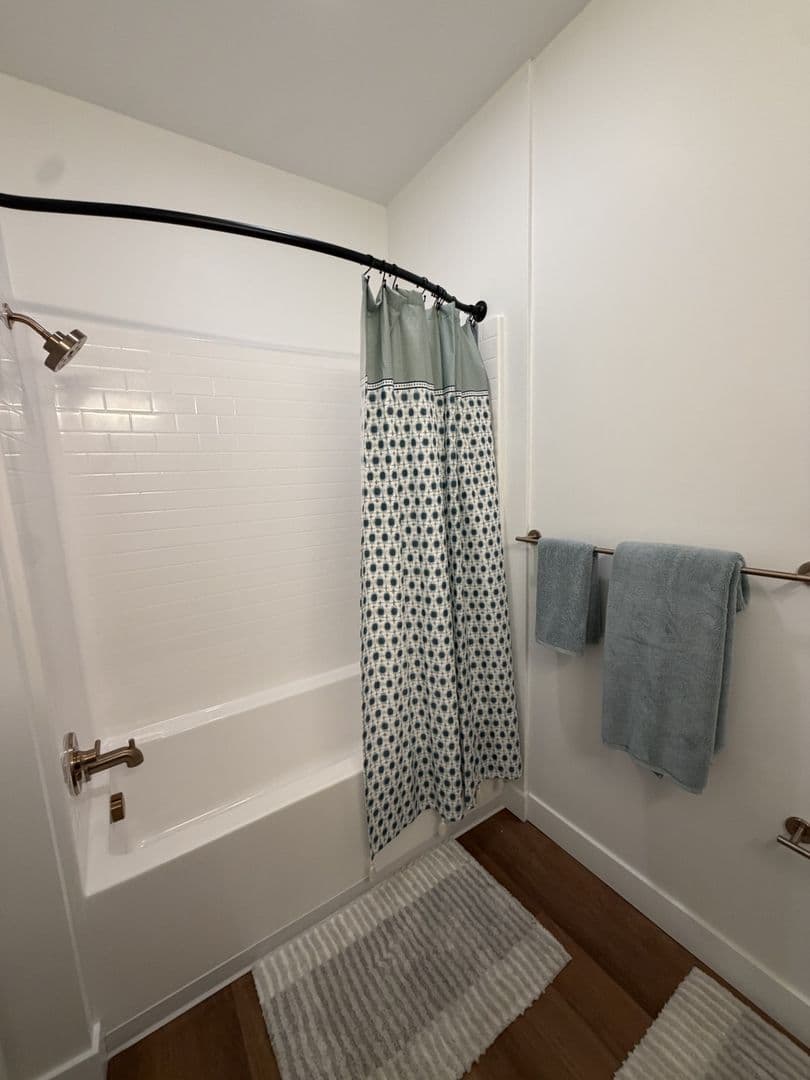 San Diego Apartment: 3660 Reynard Way