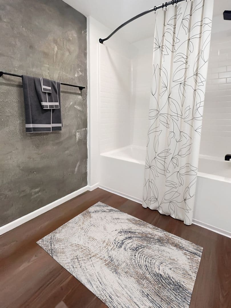 San Diego Apartment: 3067 5th Ave.