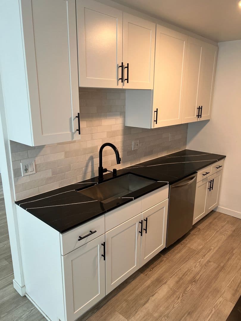 San Diego Apartment: 3929 Kansas Street
