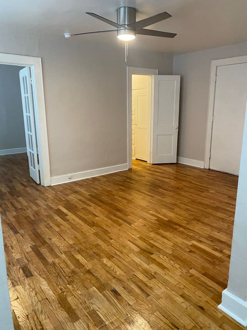 Wichita Apartment: 2501 E Douglas