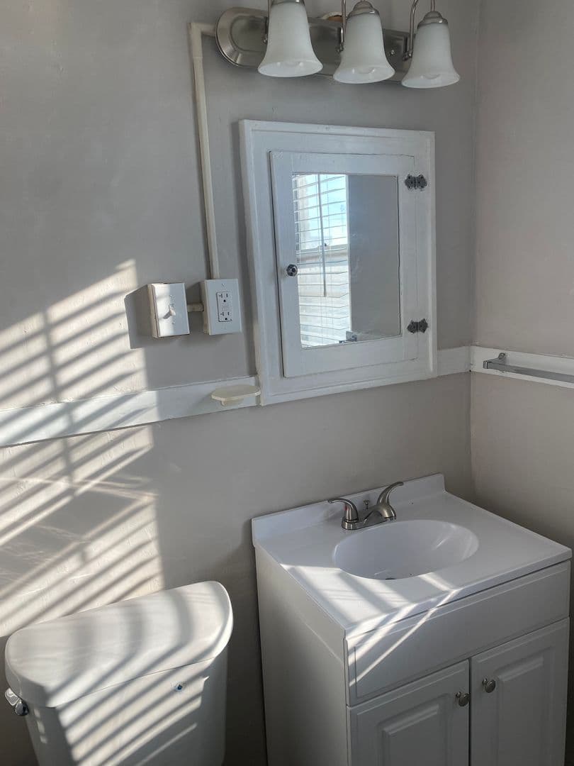 Wichita Apartment: 2501 E Douglas