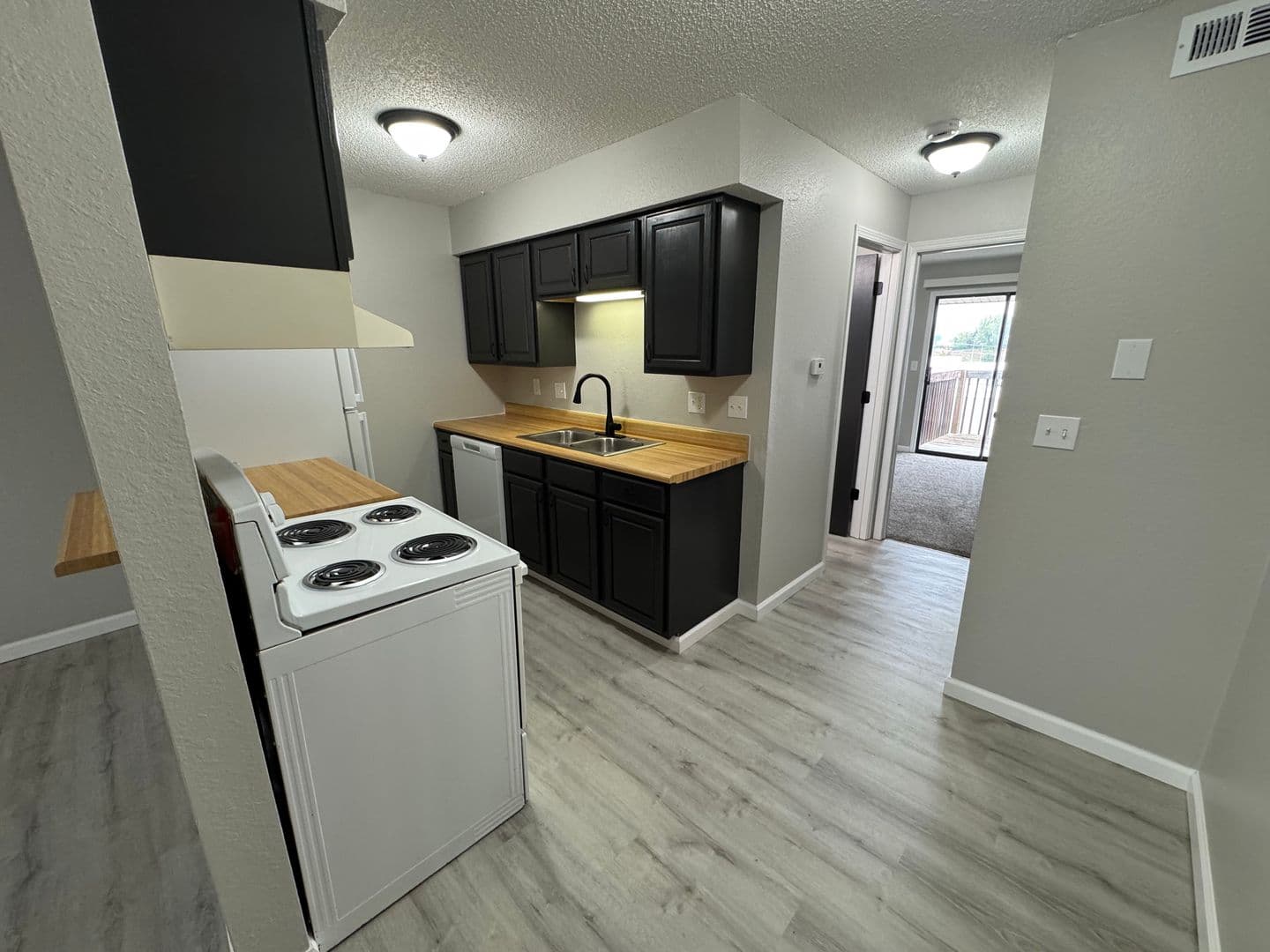 Osage Beach Apartment: 856 Hwy D #56