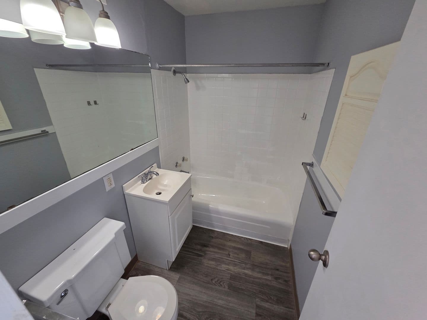 Warrensburg Apartment: 317 Franklin Ave