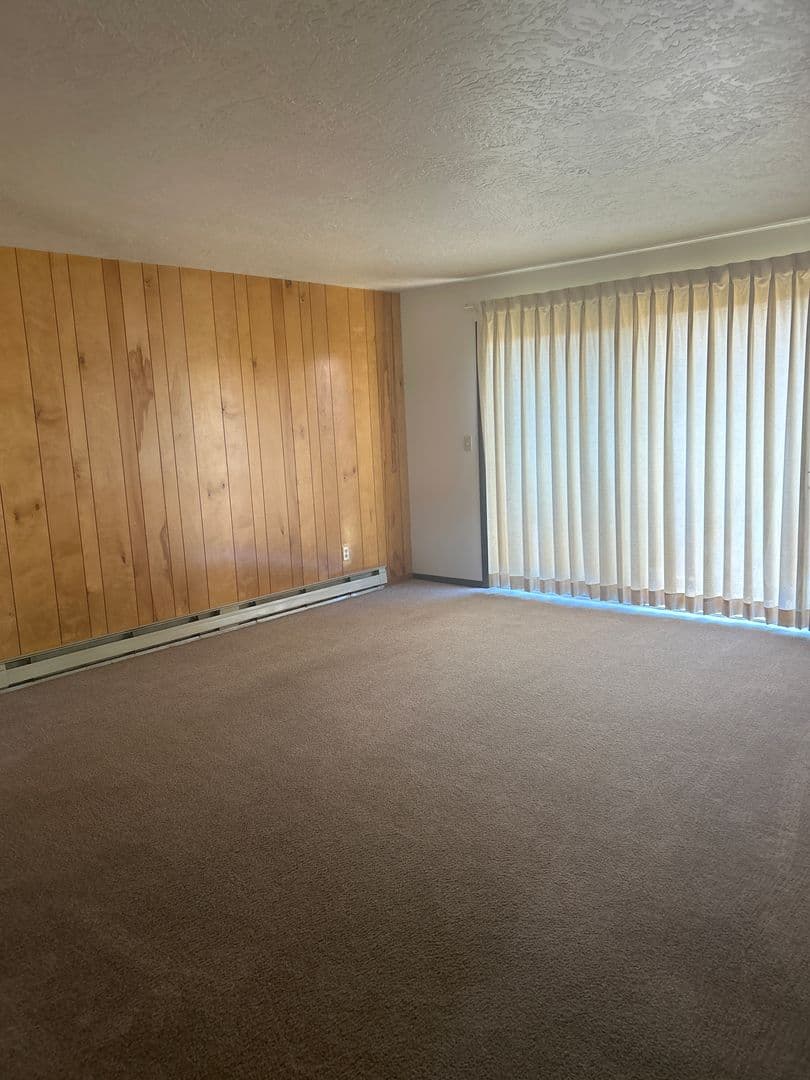 Albany Apartment: 525 SE 24th St 1-42