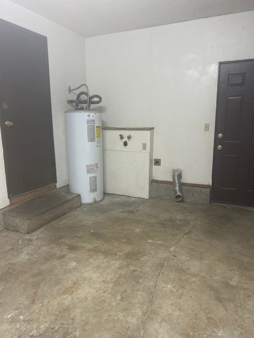 Albany Apartment: 1640 SE Geary 1-4