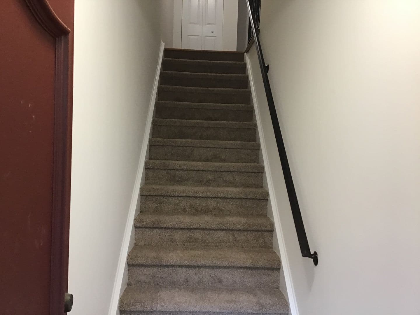 Lancaster Apartment: 1501 Butter Road