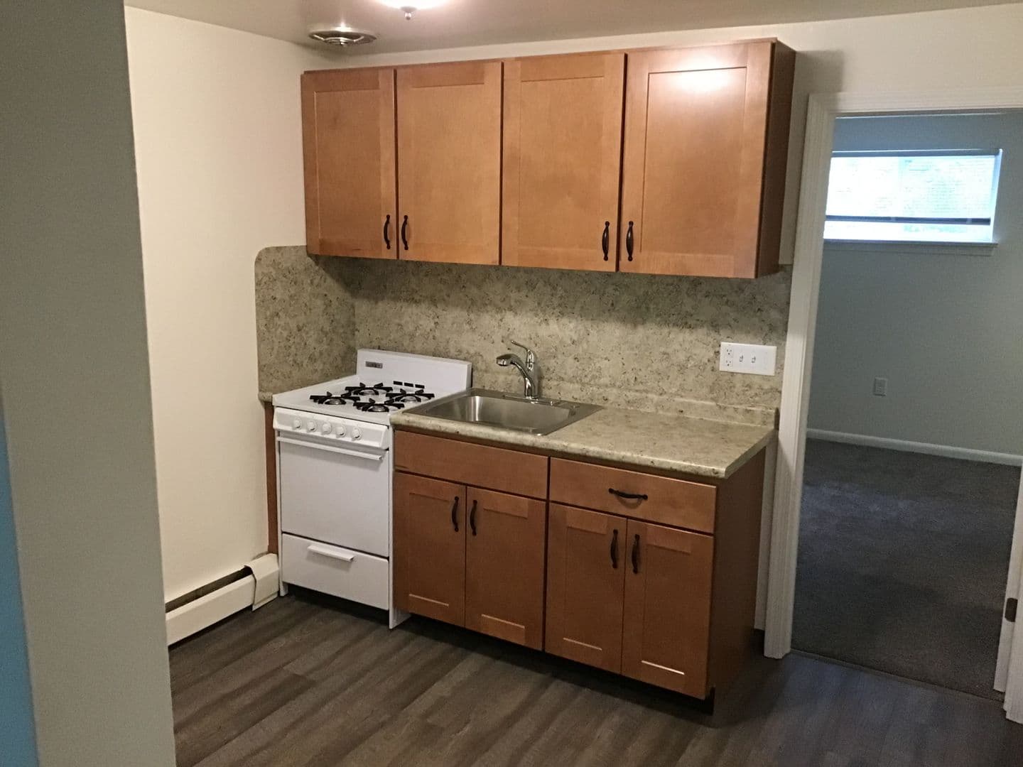 Lancaster Apartment: Fruitville Pike and Dillerville Road