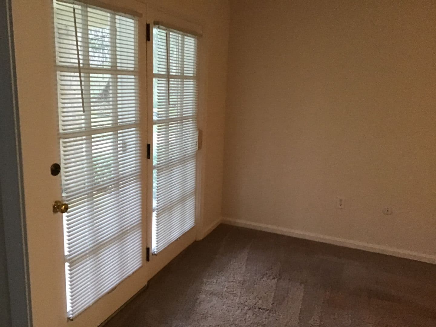 Lancaster Apartment: 1501 Butter Road