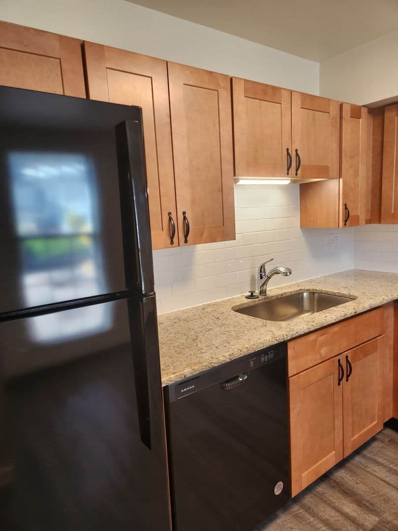 Lancaster Apartment: 1501 Butter Road