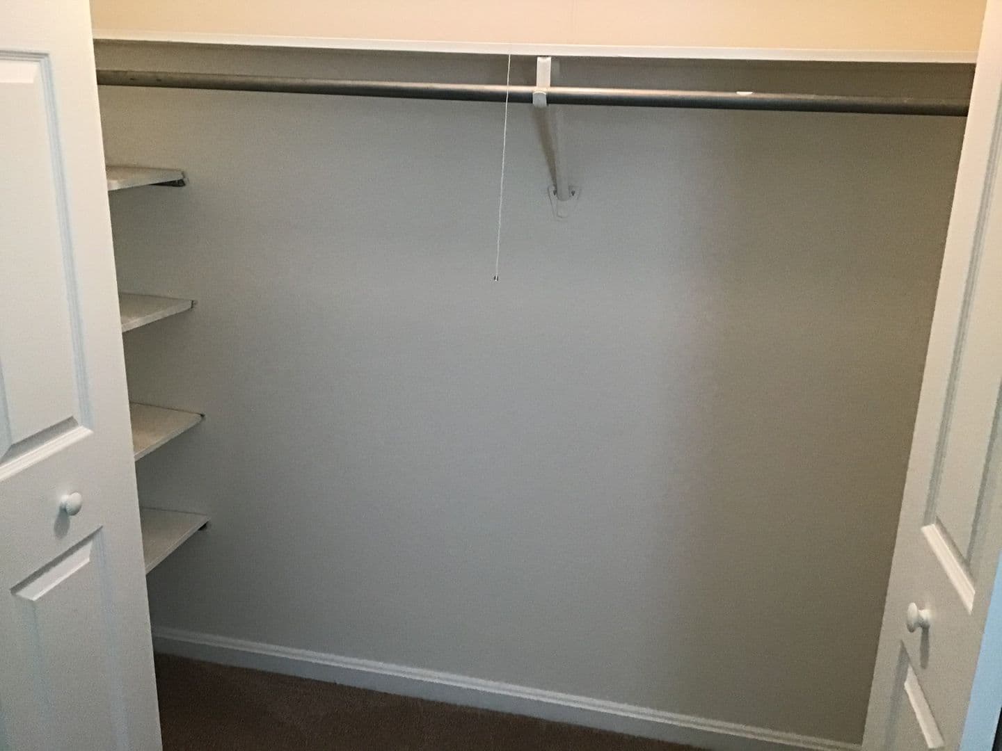 Lancaster Apartment: 1501 Butter Road