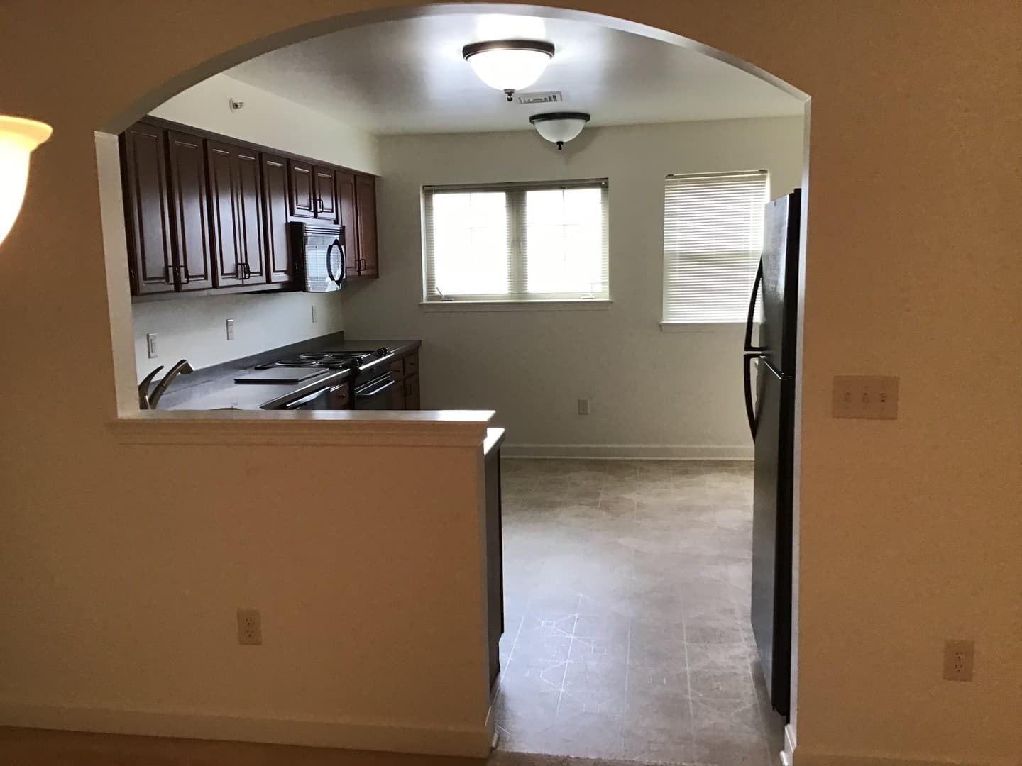 Lancaster Apartment: Stone Creek Road