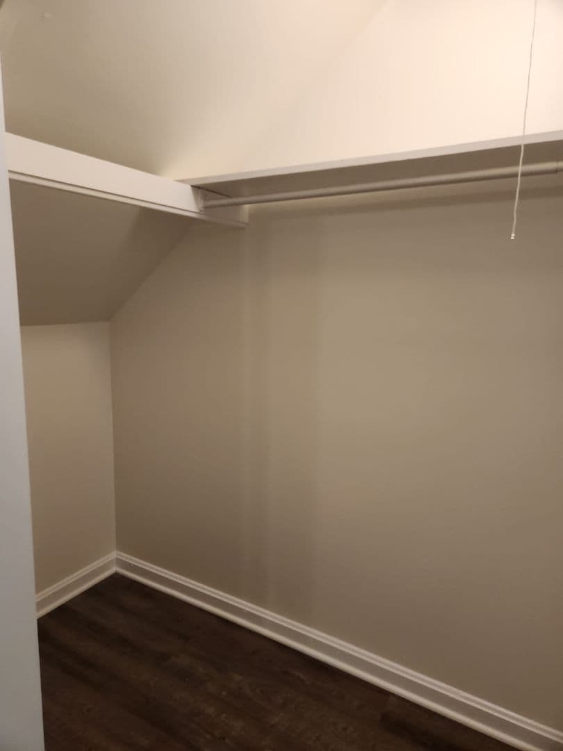 Lancaster Apartment: 1501 Butter Road