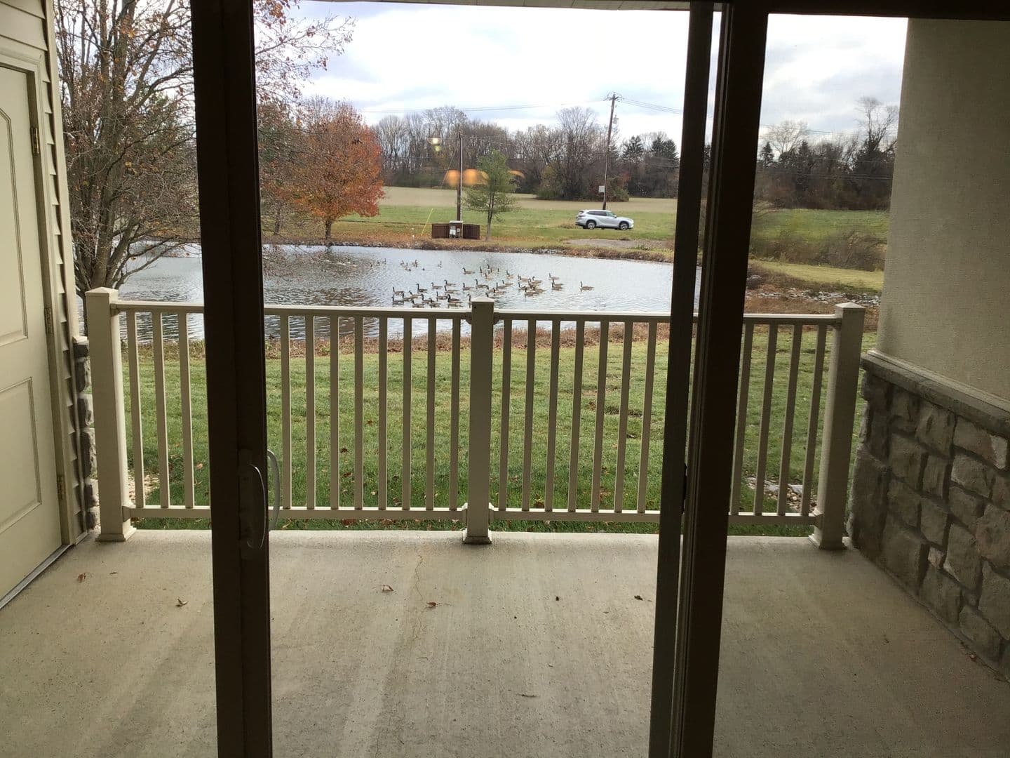 Lancaster Apartment: Stone Creek Road