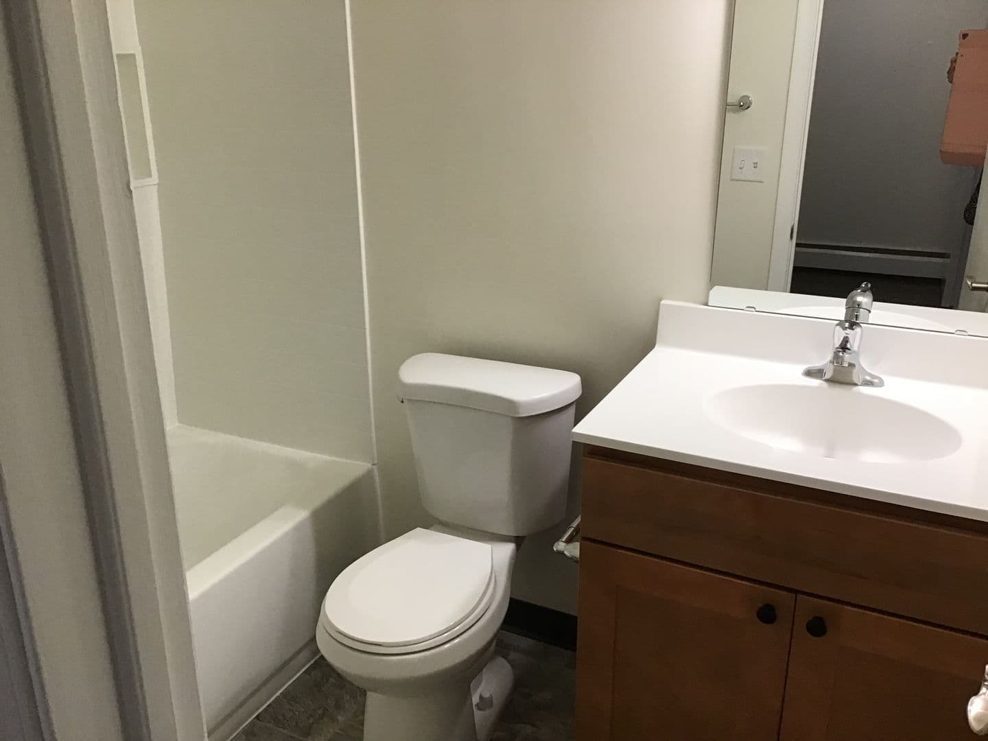 Lancaster Apartment: Fruitville Pike and Dillerville Road